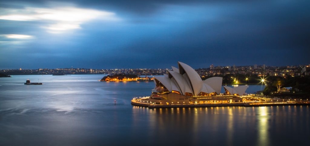 Baie de Sydney et le Sydney Opera House, Australie de nuit